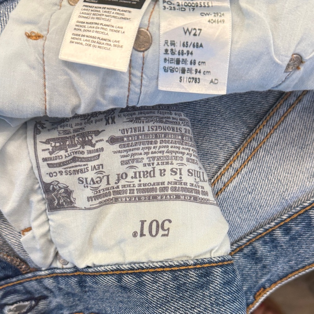 Levi's 501 Distressed Cutoff Denim Shorts - Medium Wash Blue - Picture 7 of 7